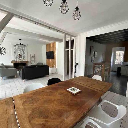 Logement Centre Ville 1 A 4 Chambres Alençon Eksteriør bilde
