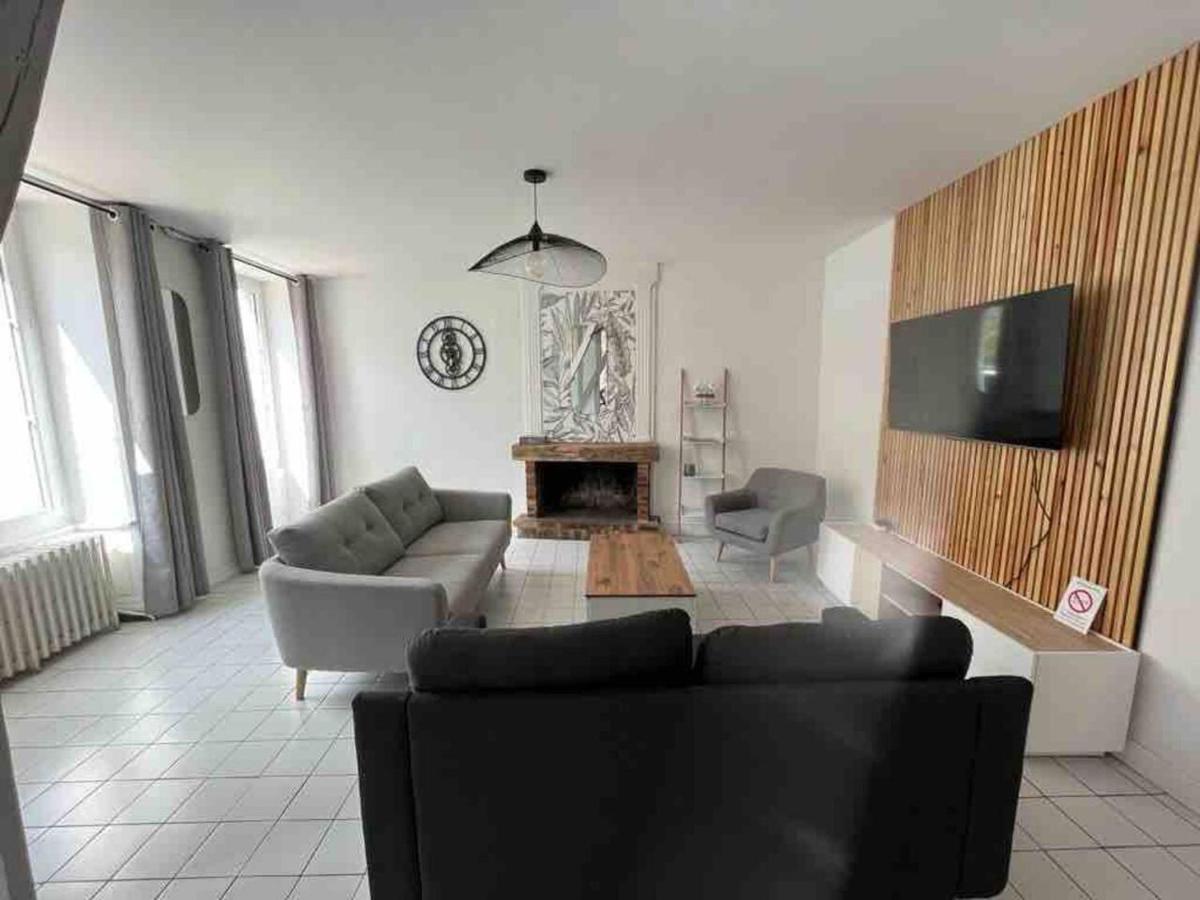 Logement Centre Ville 1 A 4 Chambres Alençon Eksteriør bilde